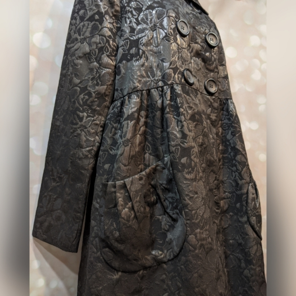 Shiny Embroidered Black Floral Emprire Dress Coat - Picture 3 of 7